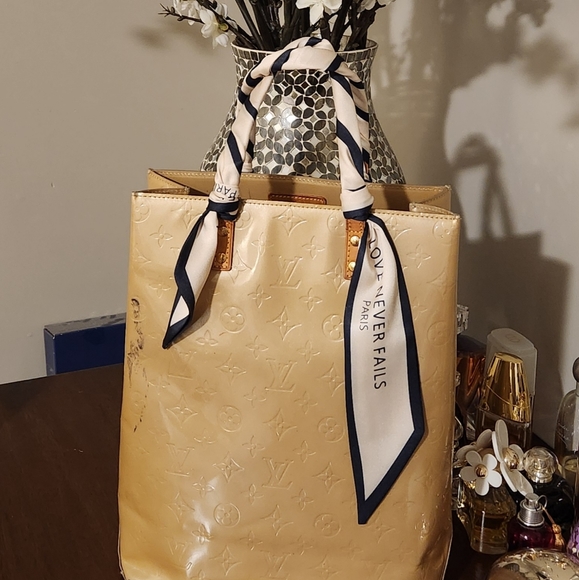 LOUIS VUITTON Vernis Reade MM Tote Auth#TH1001 - Picture 4 of 16